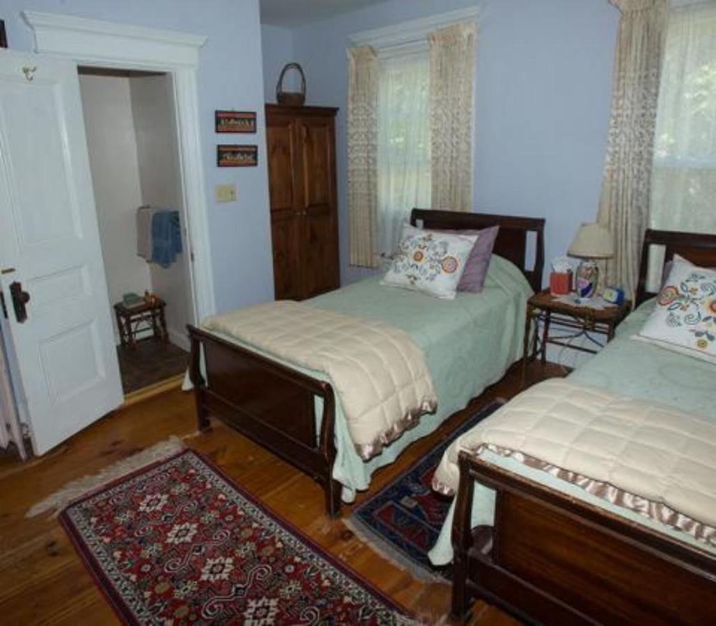 Blooming Inn Shelburne Falls Εξωτερικό φωτογραφία